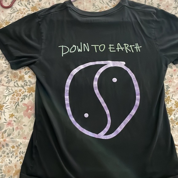 Travis Scott mercy shirt, only worn 3times, in good condition. - Picture 2 of 2